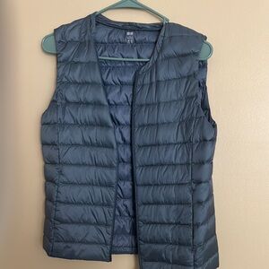 Uniqlo Women's Puffer Vest - Dark Blue